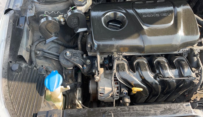 2019 Hyundai Verna 1.6 VTVT SX, Petrol, Manual, 76,303 km, Engine View - Right