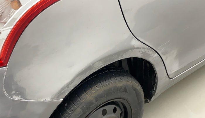 2016 Maruti Swift VXI, Petrol, Manual, 80,664 km, Right quarter panel - Minor scratches