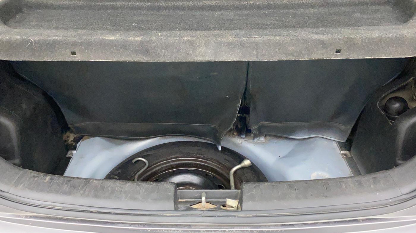 2016 Maruti Swift VXI, Petrol, Manual, 80,664 km, Boot Inside