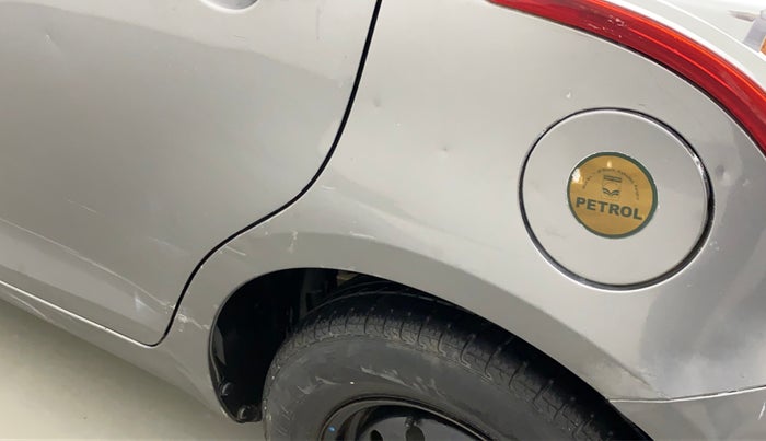 2016 Maruti Swift VXI, Petrol, Manual, 80,664 km, Left quarter panel - Minor scratches