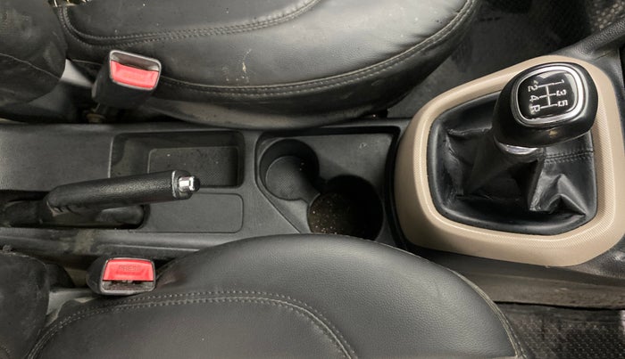 2015 Hyundai Xcent S 1.2, Petrol, Manual, 1,09,398 km, Gear Lever