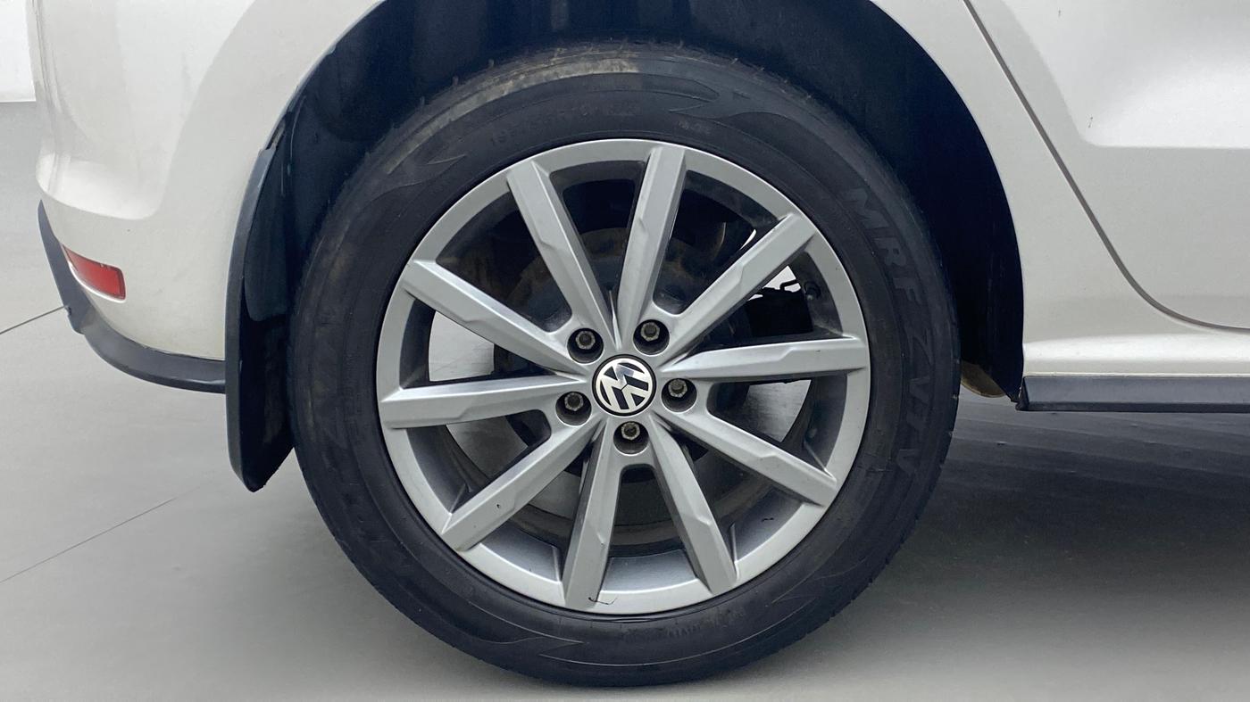 2020 Volkswagen Polo HIGHLINE PLUS 1.0 TSI MT, Petrol, Manual, 70,402 km, Right Rear Wheel