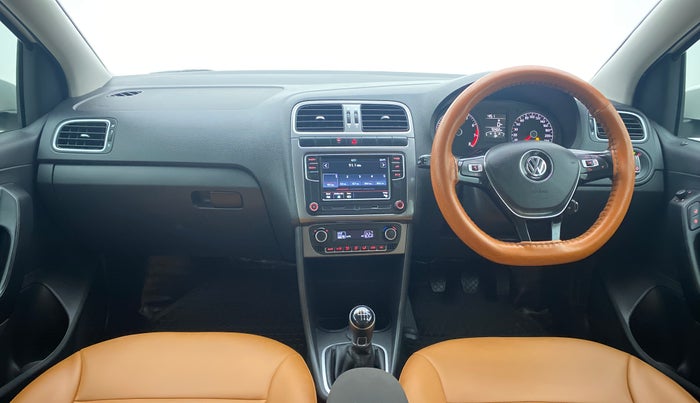 2020 Volkswagen Polo HIGHLINE PLUS 1.0 TSI MT, Petrol, Manual, 70,402 km, Dashboard