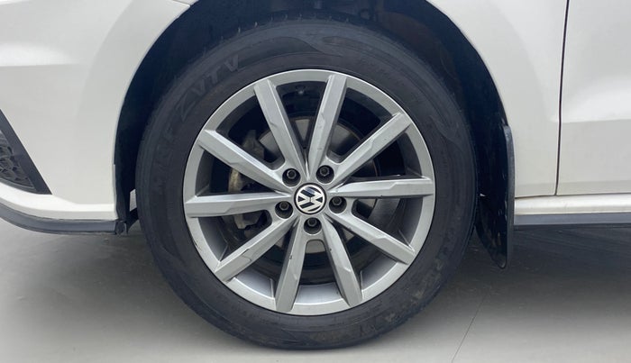2020 Volkswagen Polo HIGHLINE PLUS 1.0 TSI MT, Petrol, Manual, 70,402 km, Left Front Wheel