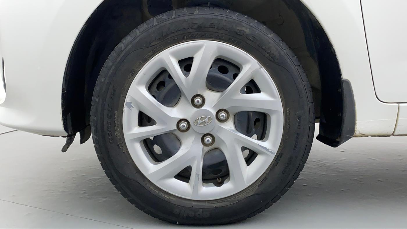 2017 Hyundai Grand i10 MAGNA 1.2 VTVT, Petrol, Manual, 33,124 km, Left Front Wheel