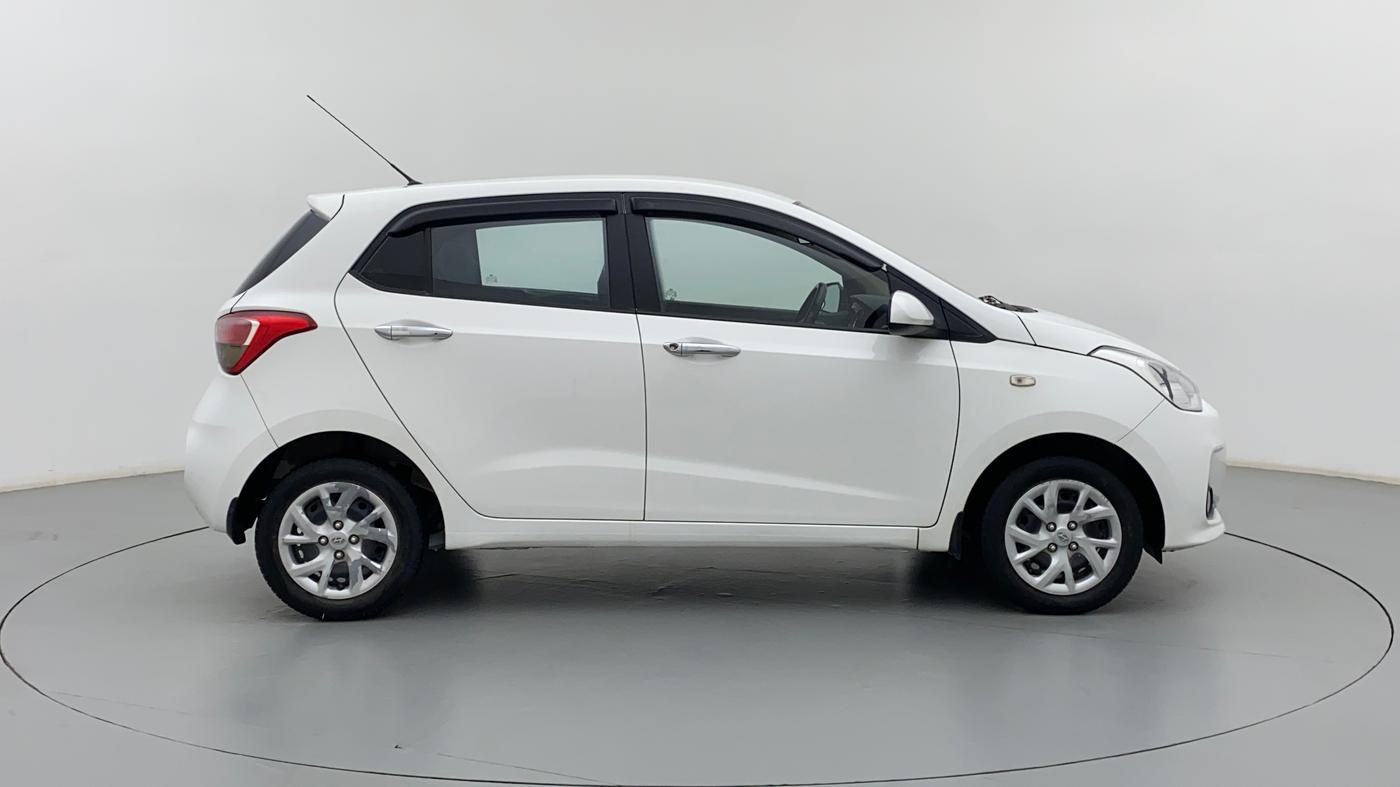 2017 Hyundai Grand i10 MAGNA 1.2 VTVT, Petrol, Manual, 33,124 km, Right Side View