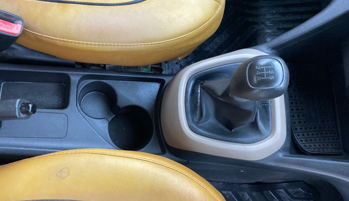 2017 Hyundai Grand i10 MAGNA 1.2 KAPPA VTVT, Petrol, Manual, 68,111 km, Gear Lever