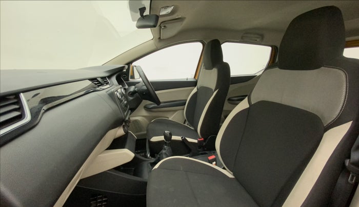 2019 Renault TRIBER RXL MT, Petrol, Manual, 31,083 km, Right Side Front Door Cabin