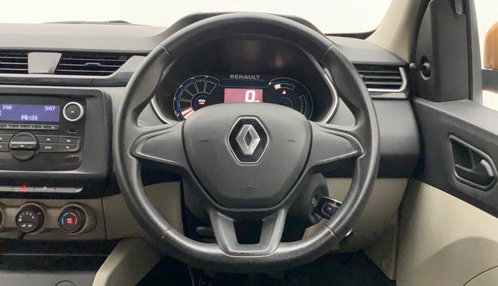 2019 Renault TRIBER RXL MT, Petrol, Manual, 31,083 km, Steering Wheel Close Up