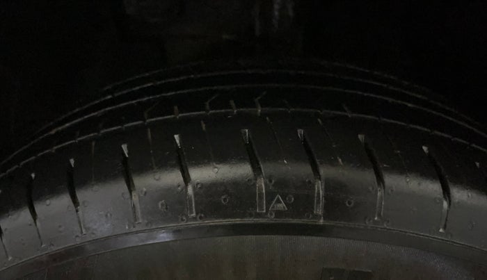 2023 Hyundai VENUE S(O) 1.2, Petrol, Manual, 5,981 km, Left Front Tyre Tread