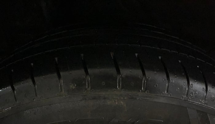 2023 Hyundai VENUE S(O) 1.2, Petrol, Manual, 5,981 km, Right Rear Tyre Tread