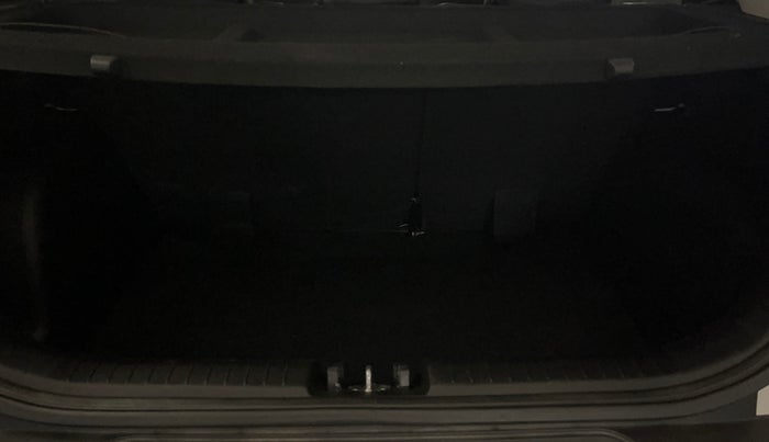 2023 Hyundai VENUE S(O) 1.2, Petrol, Manual, 5,981 km, Boot Inside