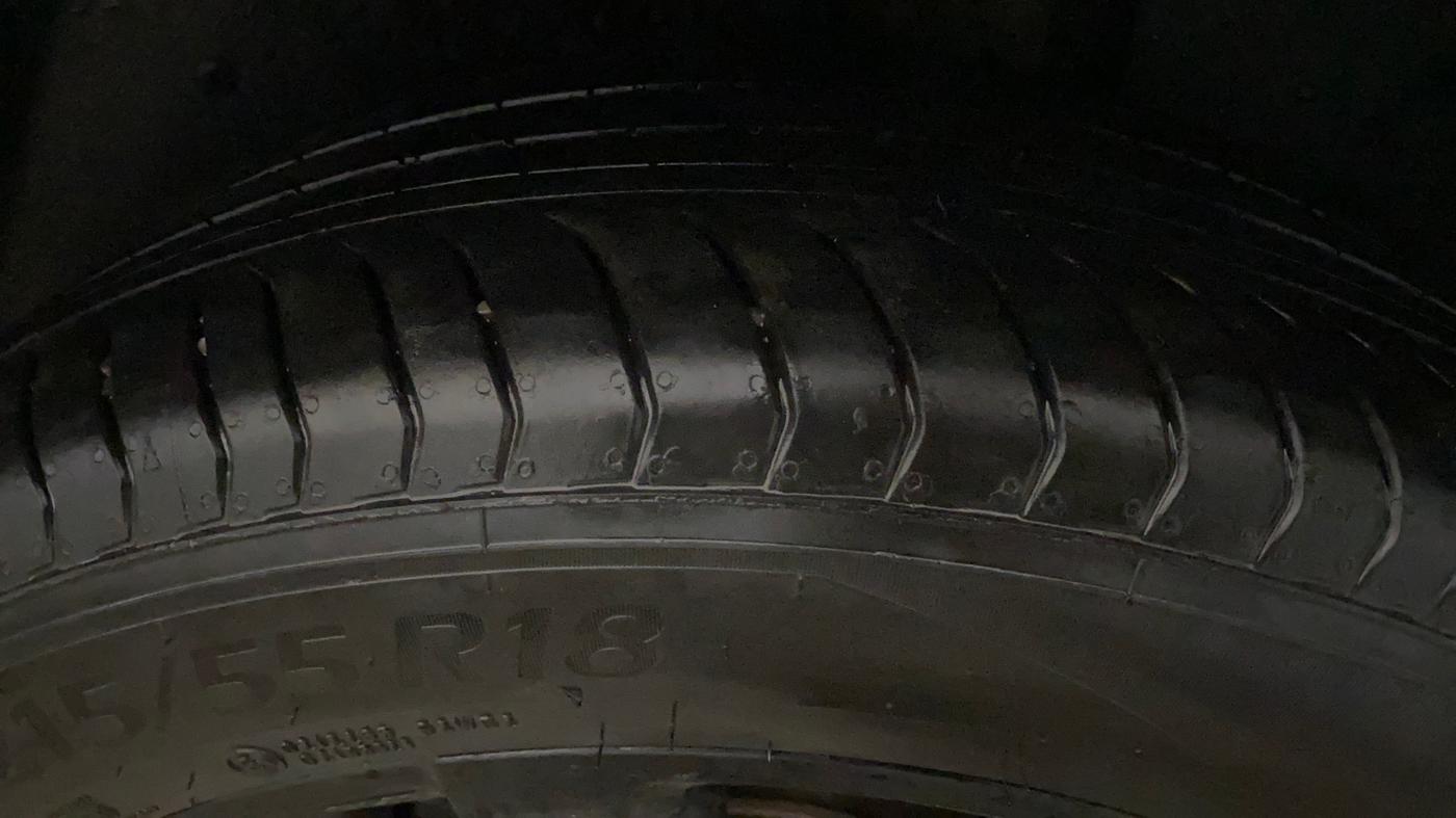 2024 MG HECTOR Sharp Pro Blackstorm 1.5 Turbo CVT, Petrol, Automatic, 33,197 km, Left Rear Tyre Tread