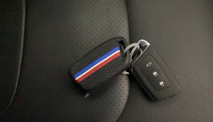 2024 MG HECTOR Sharp Pro Blackstorm 1.5 Turbo CVT, Petrol, Automatic, 33,197 km, Key Close Up