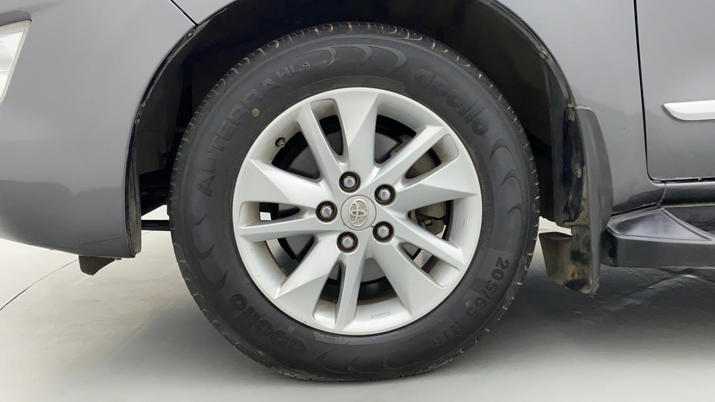 2020 Toyota Innova Crysta 2.4 GX AT 8 STR, Diesel, Automatic, 38,890 km, Left Front Wheel