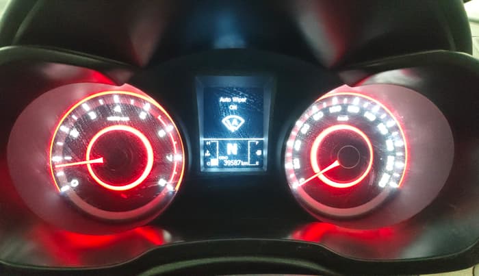 2022 Mahindra XUV300 W8 1.2 PETROL, Petrol, Manual, 39,574 km, Odometer Image