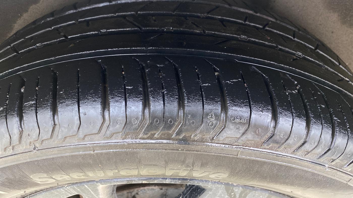 2022 Volkswagen VIRTUS GT PLUS TSI 1.5 EVO DSG, Petrol, Automatic, 26,465 km, Right Rear Tyre Tread