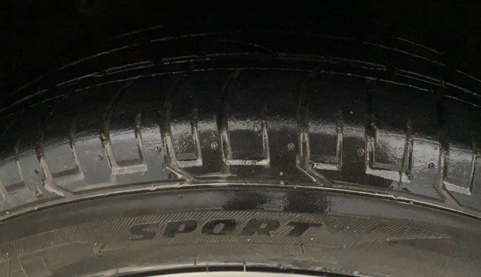 2019 Hyundai Creta SX 1.6 PETROL, Petrol, Manual, 67,956 km, Left Front Tyre Tread