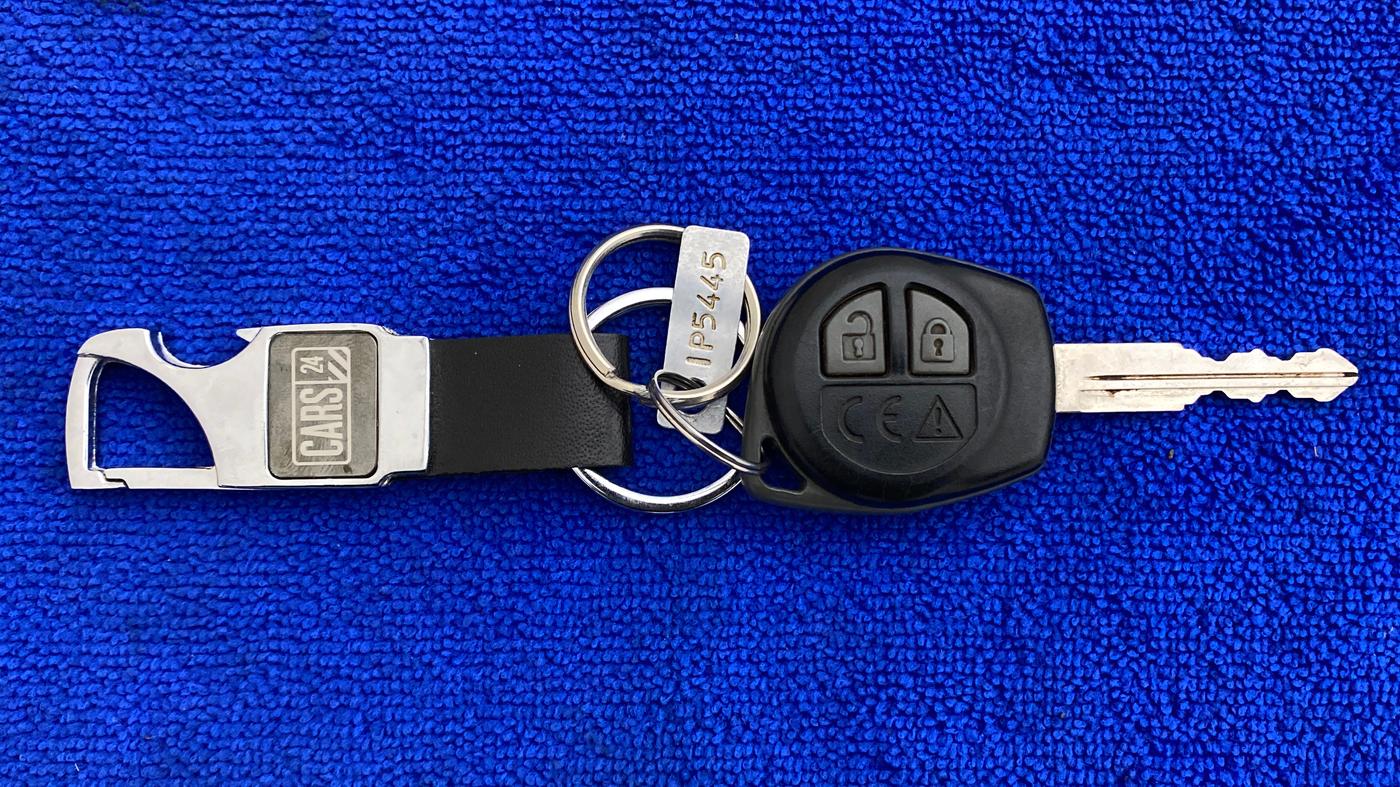 2019 Maruti Baleno DELTA PETROL 1.2, Petrol, Manual, 20,111 km, Key Close Up