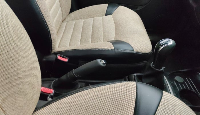 2016 Tata Zest XMS PETROL, Petrol, Manual, 1,02,119 km, Gear Lever