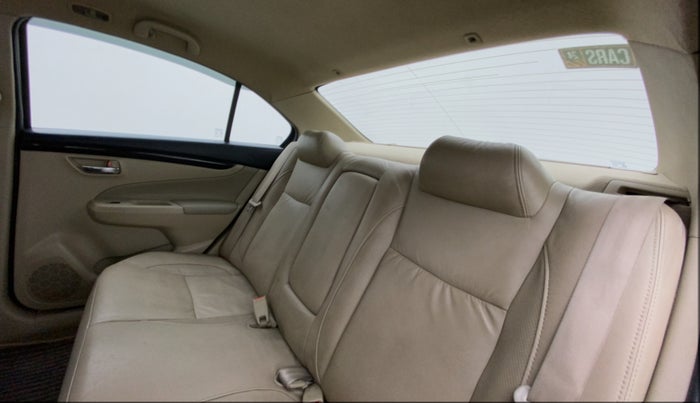 2016 Maruti Ciaz ZXI+ AT, CNG, Automatic, 1,14,934 km, Right Side Rear Door Cabin
