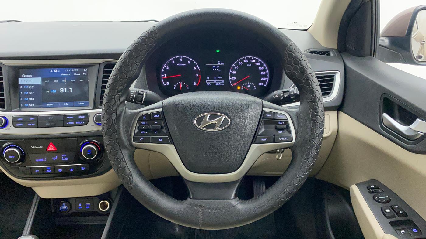 2018 Hyundai Verna 1.6 VTVT SX, Petrol, Manual, 40,461 km, Steering Wheel Close Up