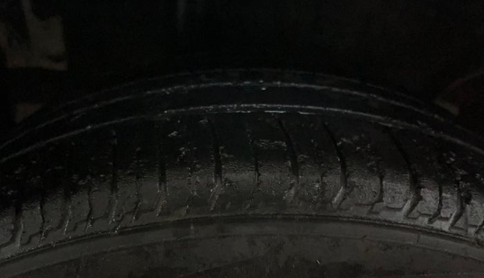 2021 Hyundai NEW I20 SPORTZ 1.2 MT, Petrol, Manual, 49,091 km, Right Rear Tyre Tread