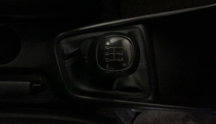 2021 Hyundai NEW I20 SPORTZ 1.2 MT, Petrol, Manual, 49,091 km, Gear Lever