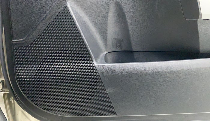 2016 Toyota Corolla Altis VL AT, Petrol, Automatic, 31,478 km, Speaker