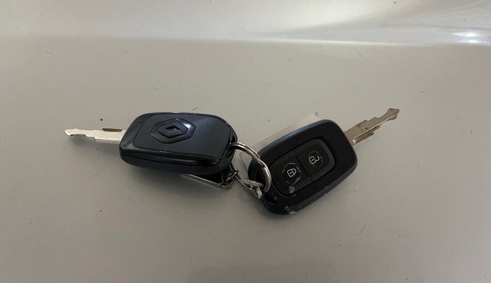 2024 Renault Kwid CLIMBER AMT 1.0, Petrol, Automatic, 20,151 km, Key Close Up