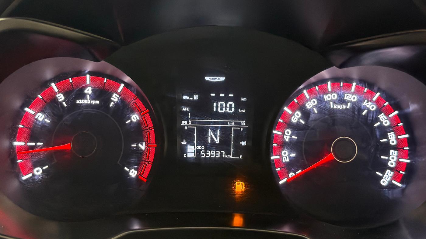 2021 Mahindra XUV300 W6 1.2 PETROL, Petrol, Manual, 53,923 km, Odometer Image