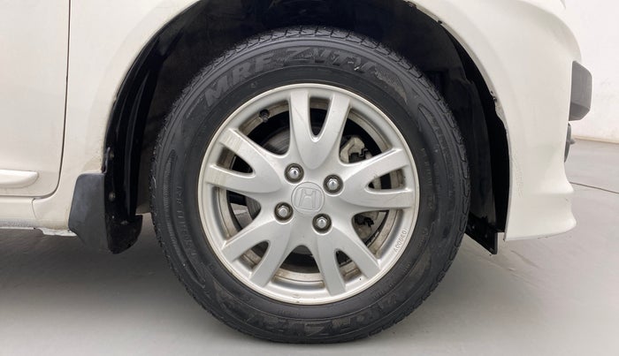 2015 Honda Brio VX AT, Petrol, Automatic, 17,295 km, Right Front Wheel