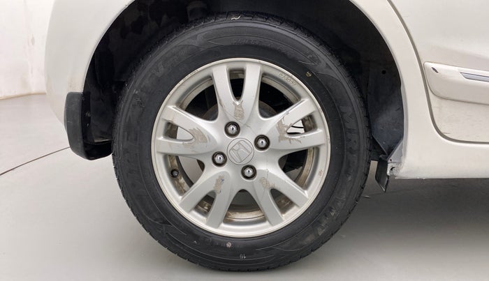 2015 Honda Brio VX AT, Petrol, Automatic, 17,295 km, Right Rear Wheel