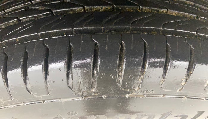 2016 Maruti Swift VXI, Petrol, Manual, 41,596 km, Right Front Tyre Tread