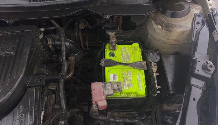 2016 Maruti Swift VXI, Petrol, Manual, 41,596 km, Engine View - Left