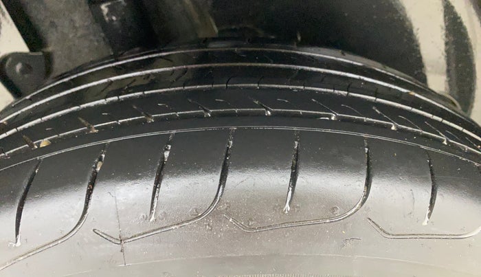 2024 KIA SELTOS  HTK 1.5 PETROL MT, Petrol, Manual, 39,173 km, Right Rear Tyre Tread