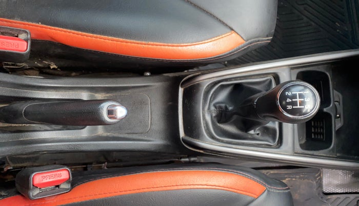 2020 Maruti XL6 ZETA MT, Petrol, Manual, 60,248 km, Gear Lever