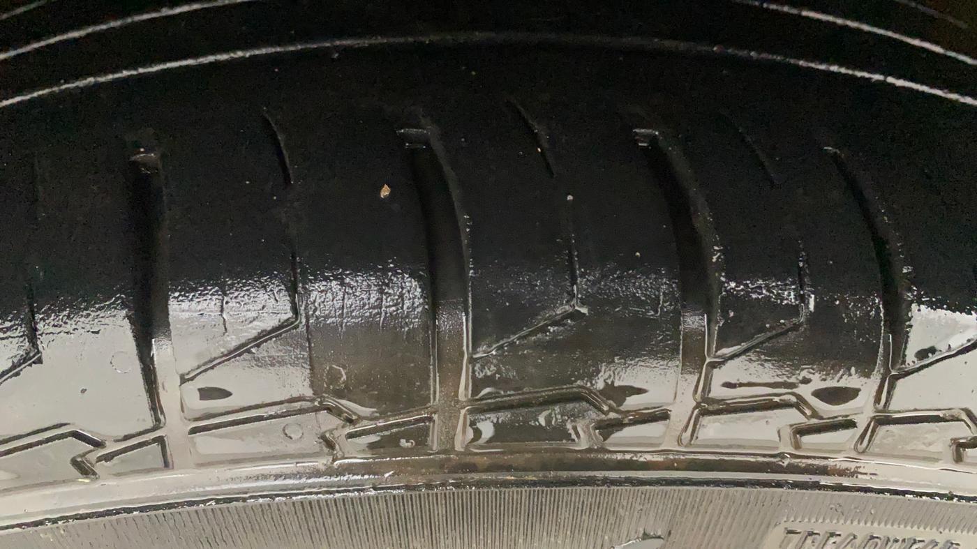 2020 Maruti XL6 ZETA MT, Petrol, Manual, 60,248 km, Left Front Tyre Tread