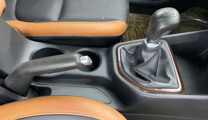 2015 Hyundai Creta 1.6 SX PLUS PETROL, Petrol, Manual, 69,619 km, Gear Lever