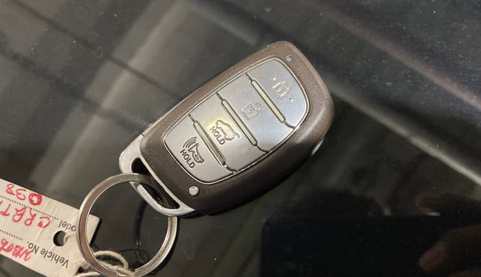 2021 Hyundai Creta SX IVT 1.5 PETROL, Petrol, Automatic, 68,079 km, Key Close Up