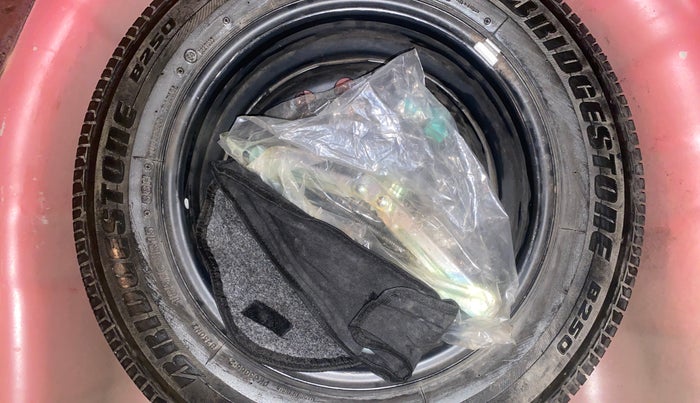 2017 Hyundai Elite i20 ASTA 1.2 (O), Petrol, Manual, 60,742 km, Spare Tyre