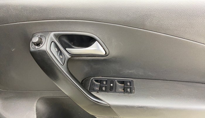 2016 Volkswagen Polo GT TSI AT, Petrol, Automatic, 1,33,961 km, Driver Side Door Panels Control