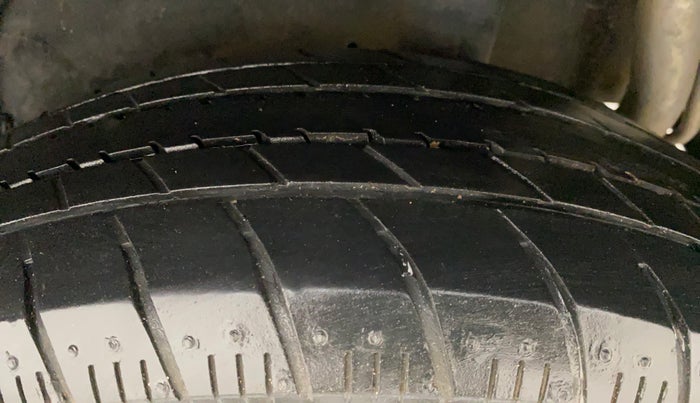 2016 Maruti Celerio ZXI AMT, Petrol, Automatic, 36,799 km, Left Rear Tyre Tread