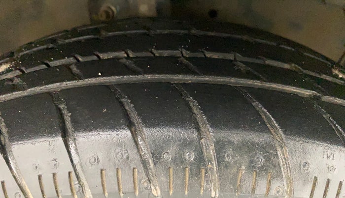 2016 Maruti Celerio ZXI AMT, Petrol, Automatic, 36,799 km, Right Front Tyre Tread