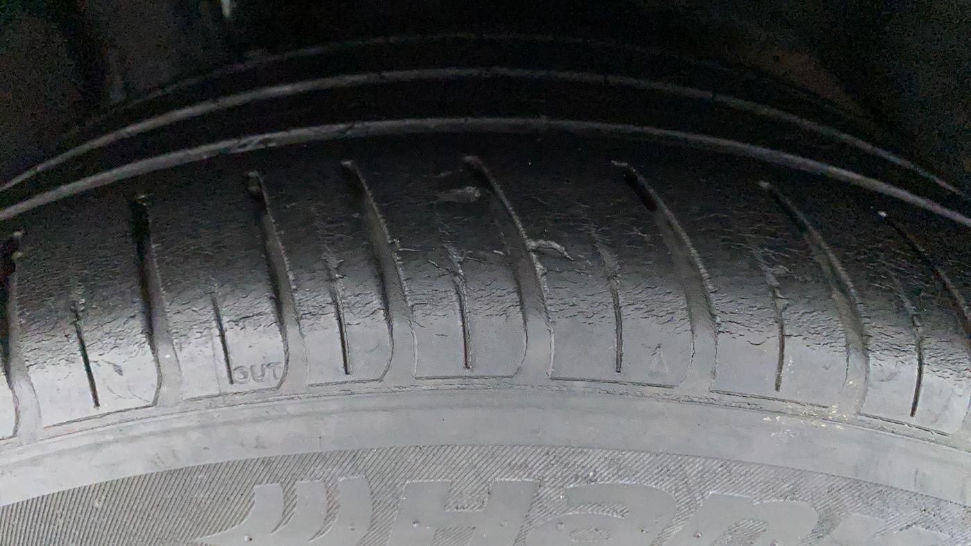 2017 Hyundai New Elantra 2.0 SX (O) AT, Petrol, Automatic, 51,668 km, Left Rear Tyre Tread