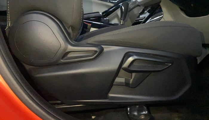 2022 Tata NEXON XZA PLUS PETROL DUAL TONE, Petrol, Automatic, 12,001 km, Driver Side Adjustment Panel