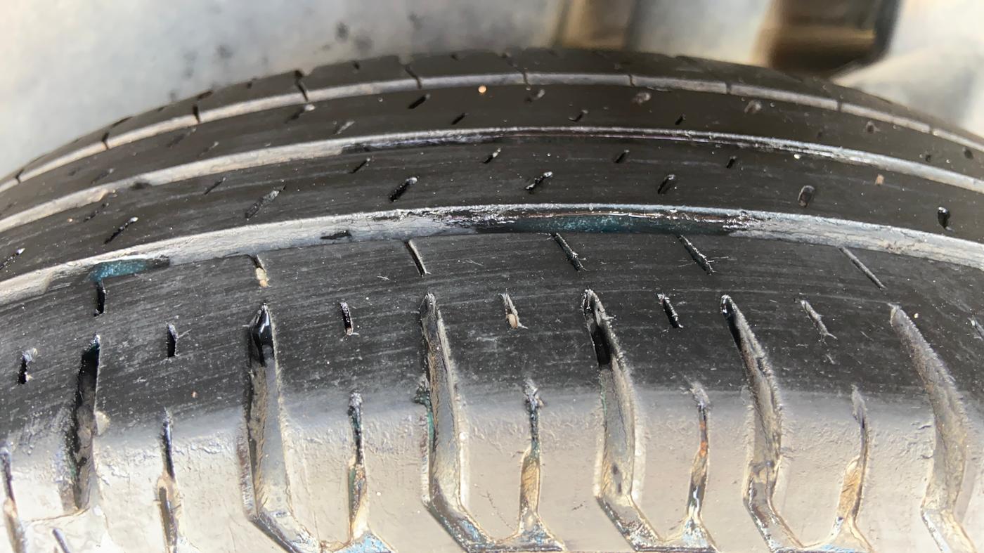 2020 Maruti Dzire VXI AMT, Petrol, Automatic, 46,797 km, Left Rear Tyre Tread