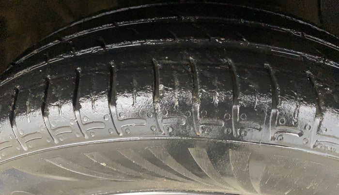 2019 Hyundai GRAND I10 NIOS SPORTZ AMT 1.2 KAPPA VTVT, Petrol, Automatic, 47,405 km, Right Front Tyre Tread