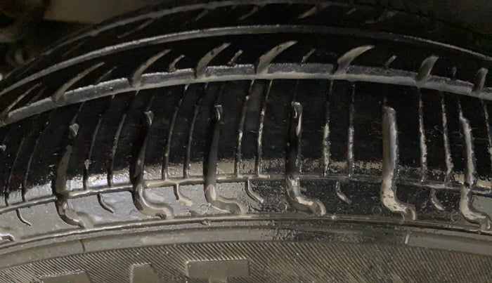 2017 Maruti Celerio VXI, Petrol, Manual, 43,031 km, Right Rear Tyre Tread