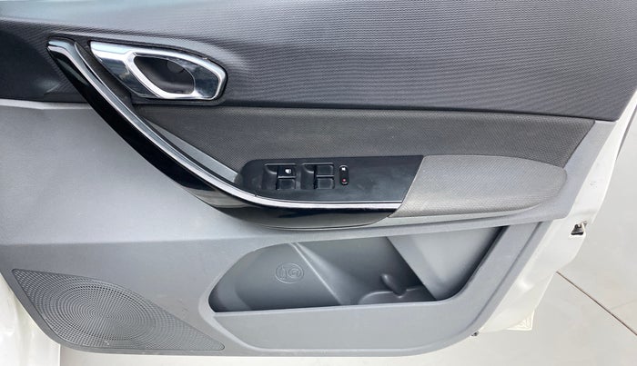 2017 Tata TIGOR XZA PETROL, Petrol, Automatic, 62,581 km, Driver Side Door Panels Control